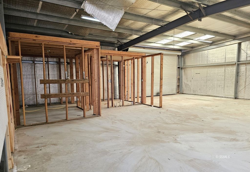 Property Photo 23