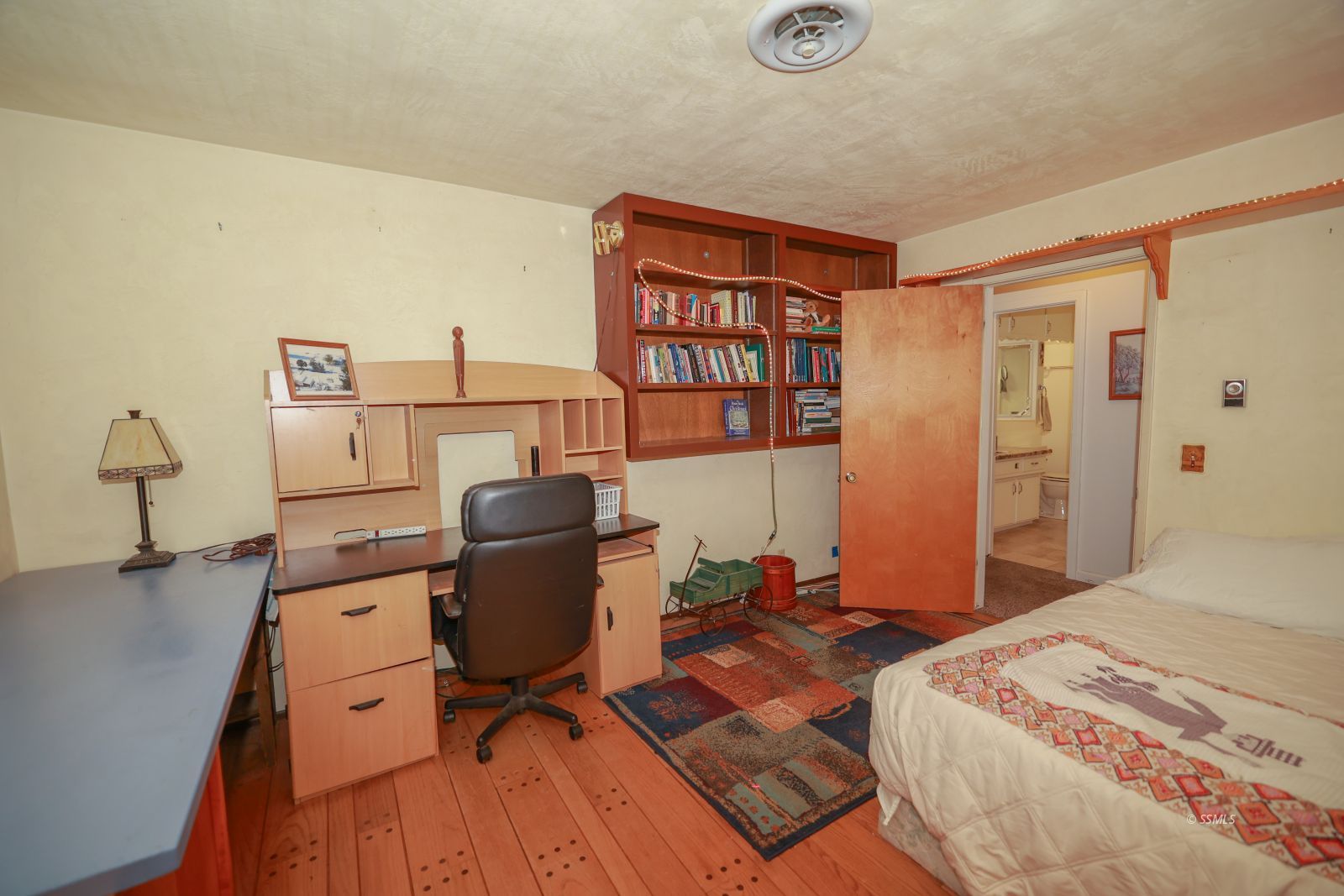 Property Photo 25