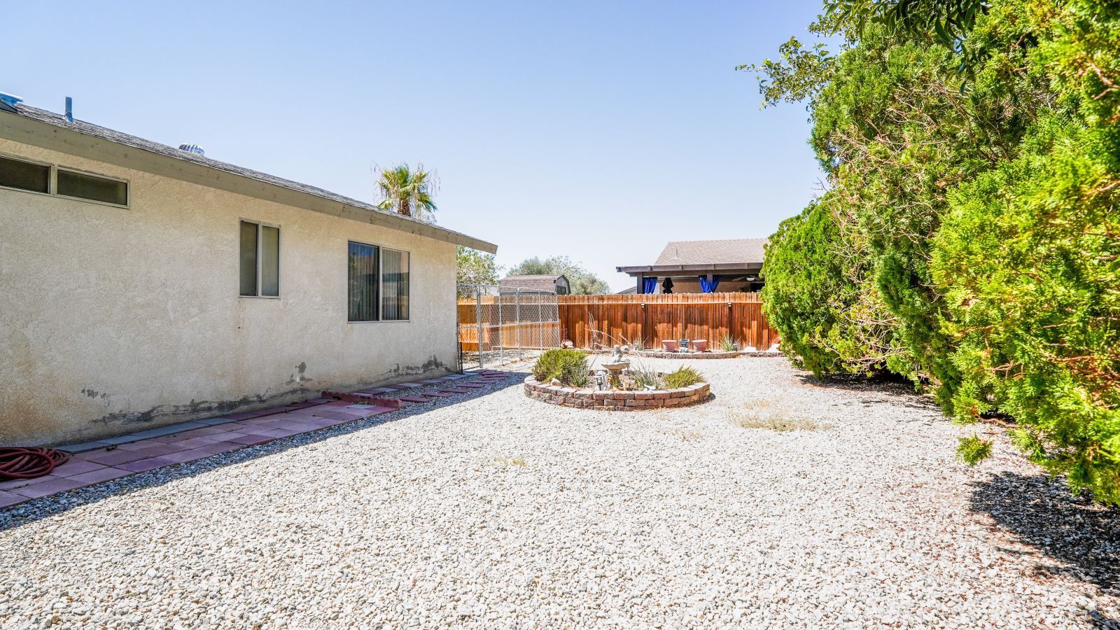 Property Photo 27