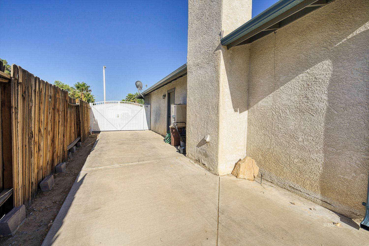 Property Photo 38