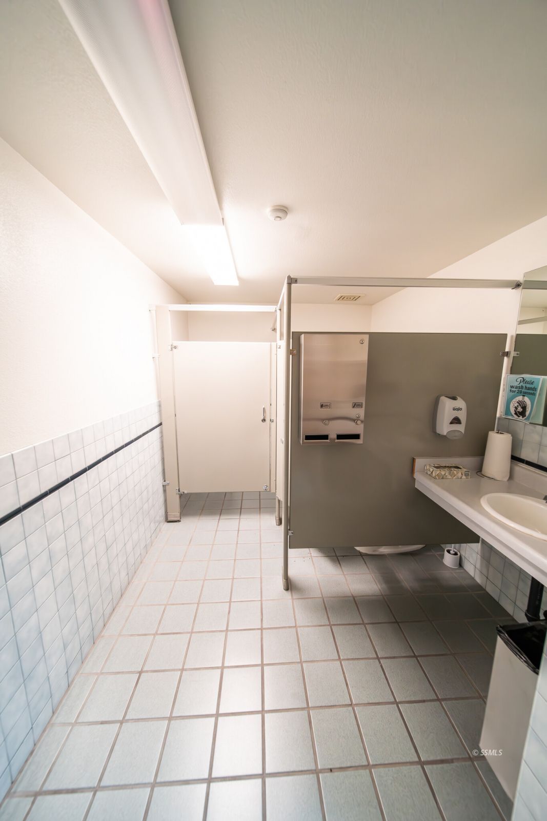 Property Photo 28