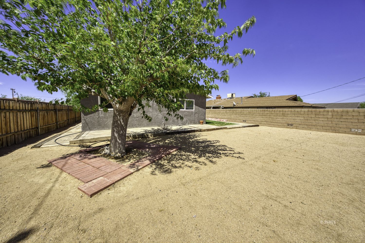 Property Photo 28