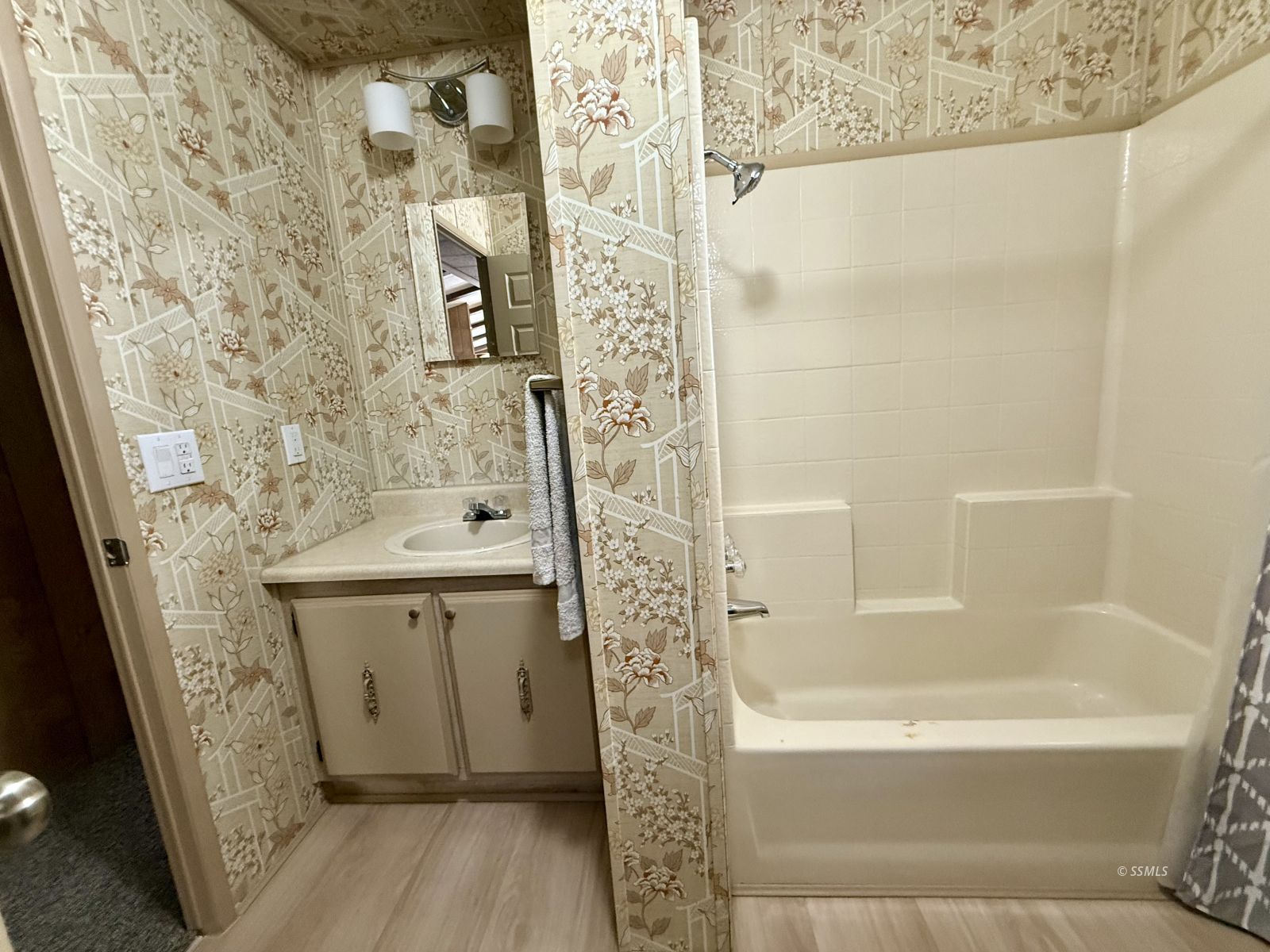 Property Photo 46