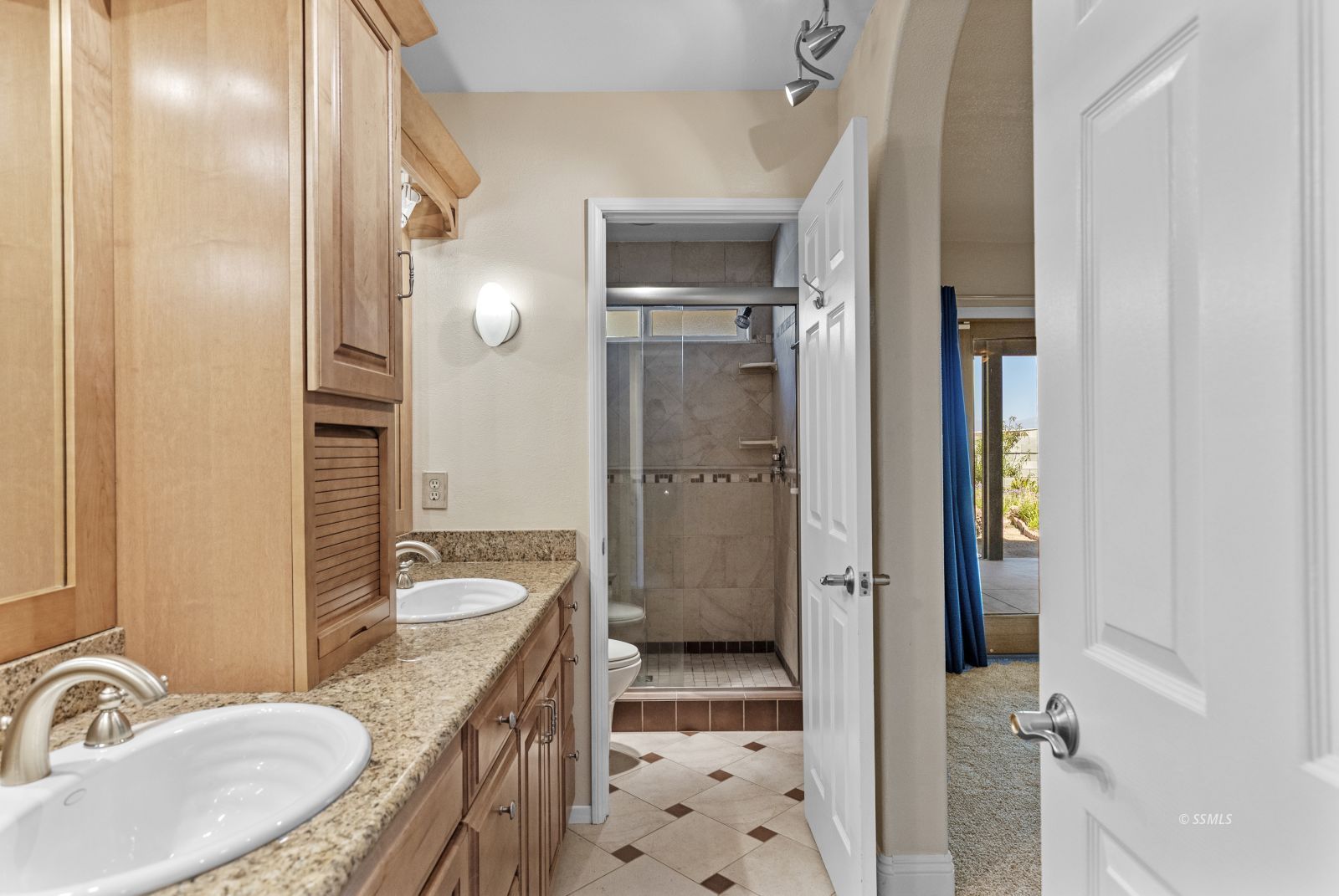 Property Photo 22