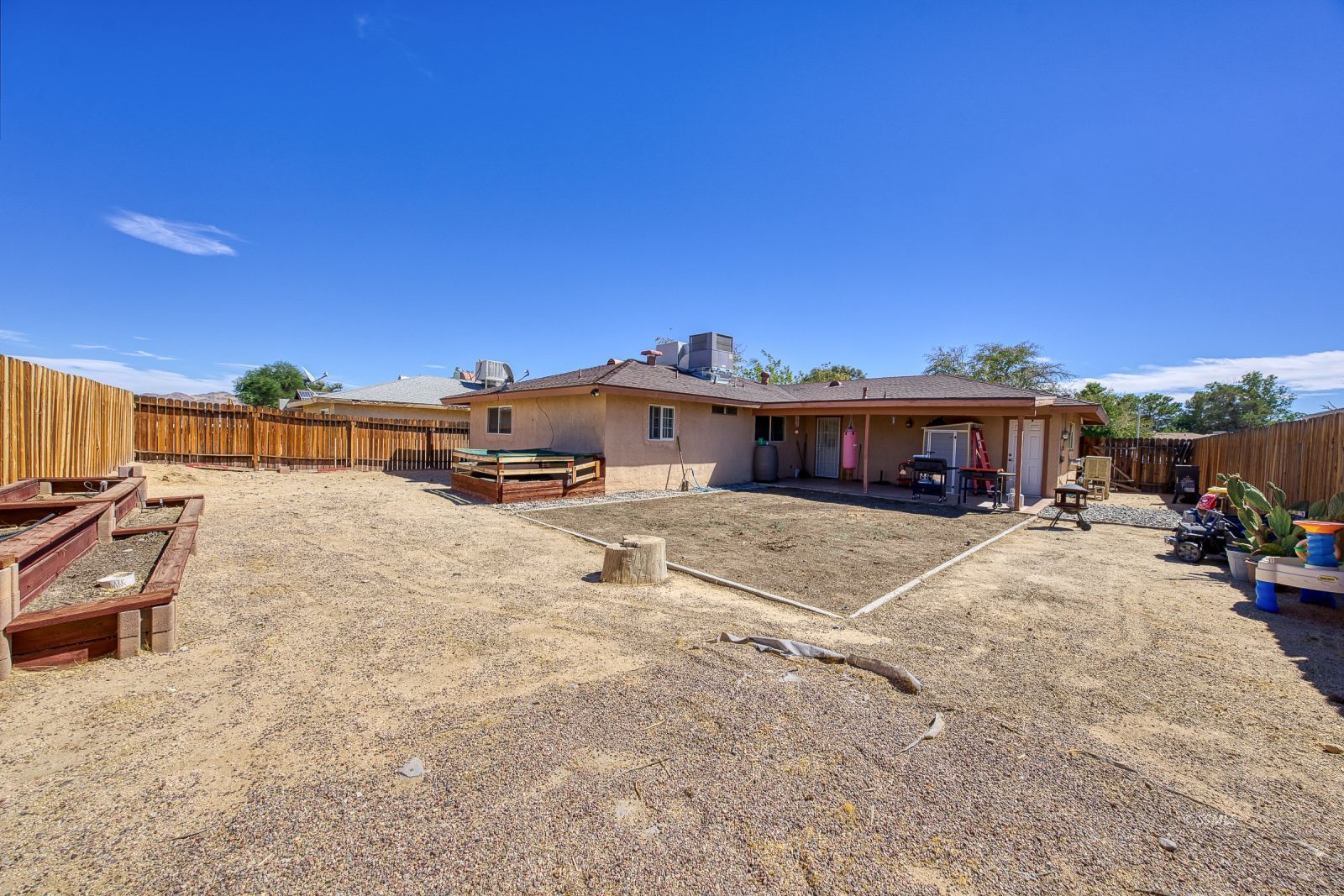 Property Photo 31