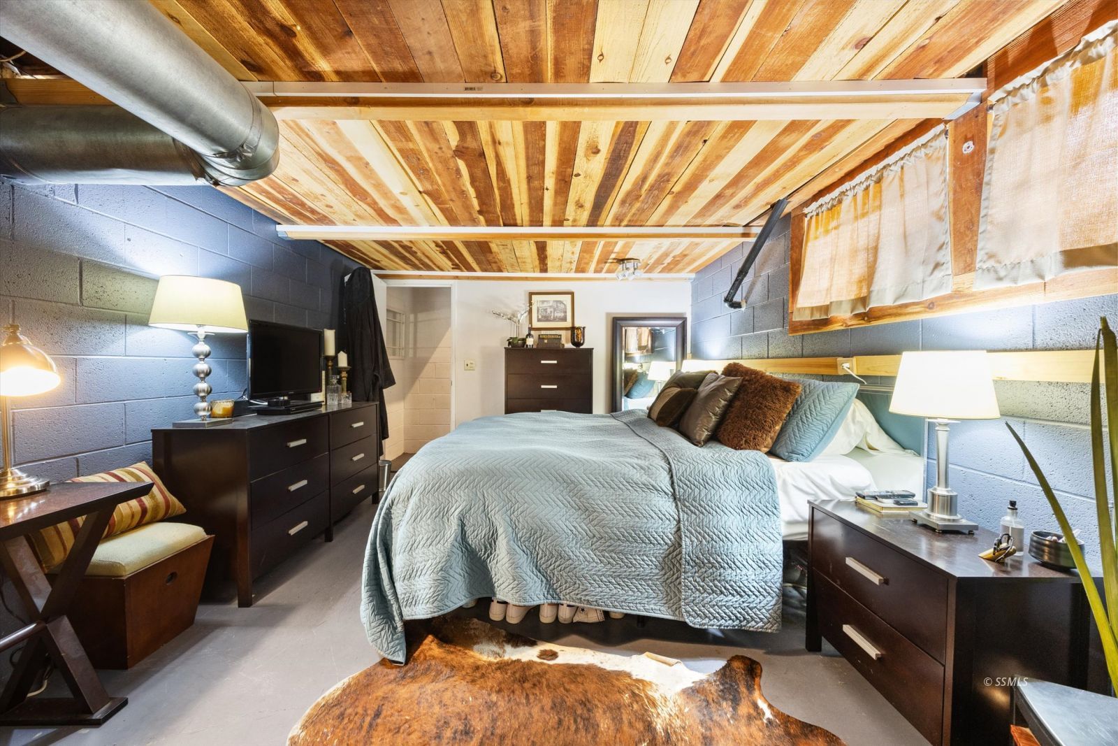 Property Photo 46