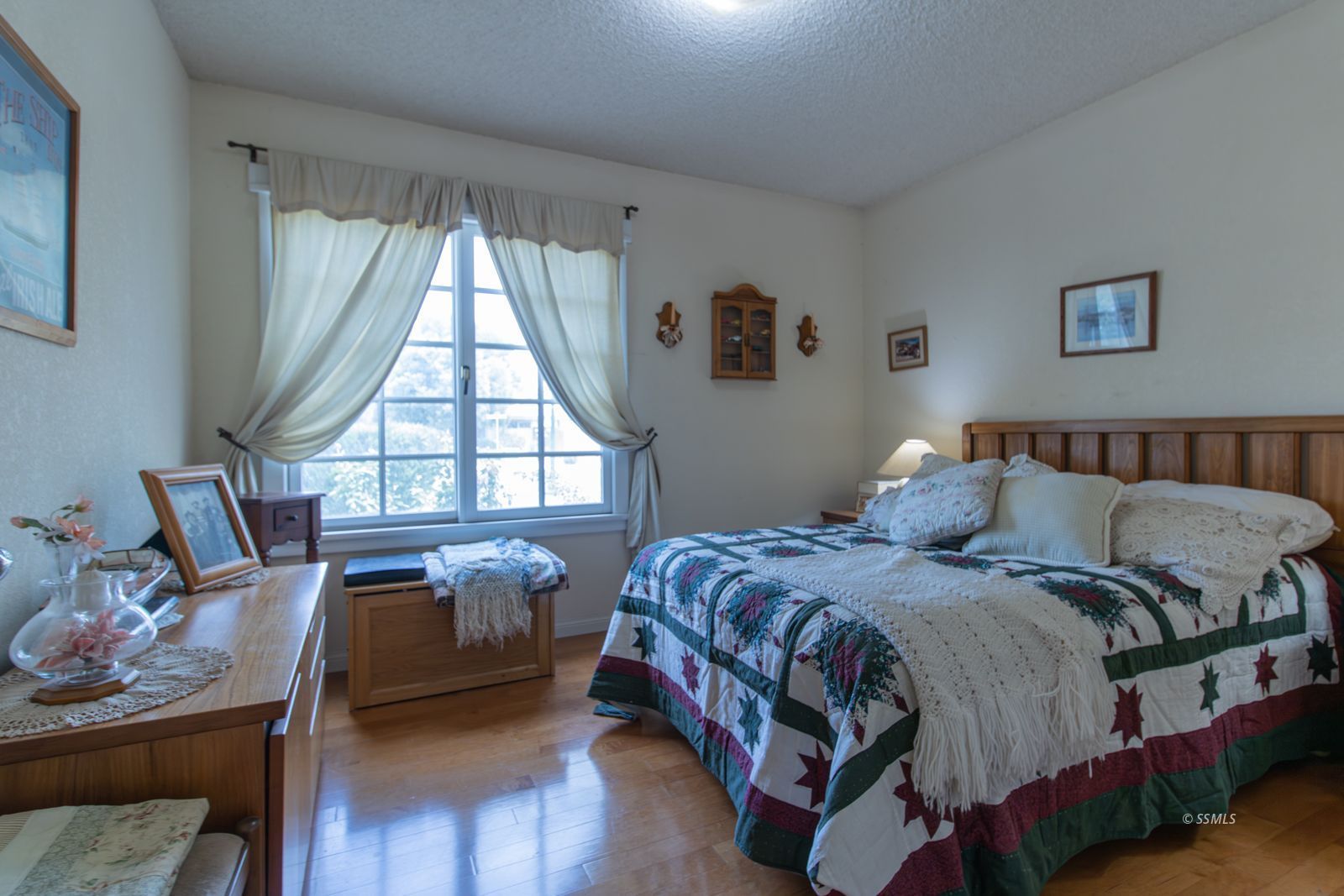 Property Photo 24