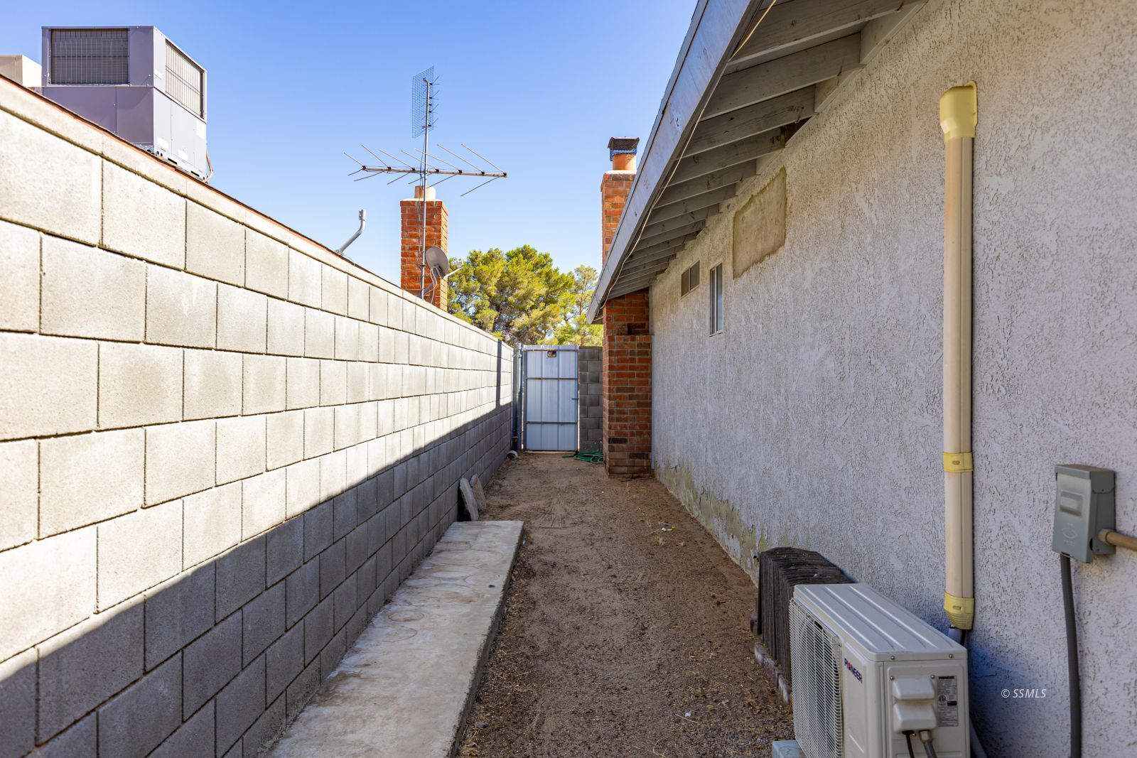 Property Photo 31