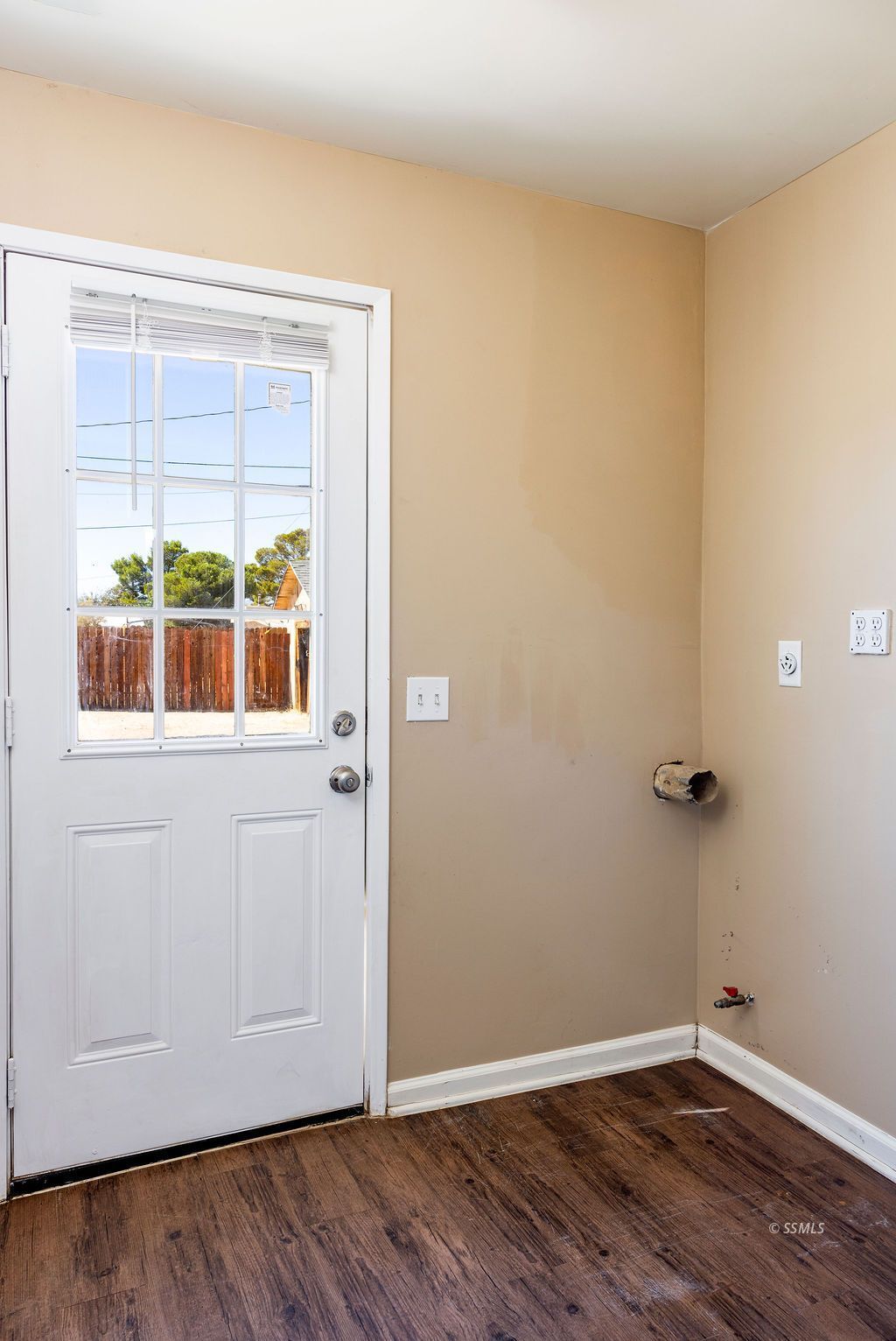 Property Photo 24