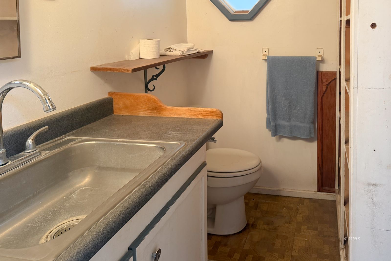 Property Photo 30