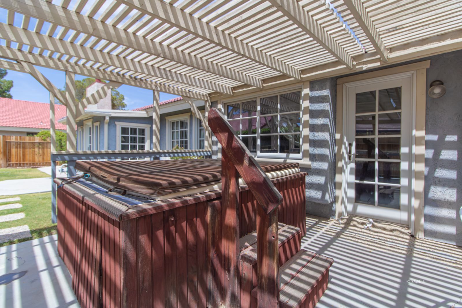 Property Photo 25