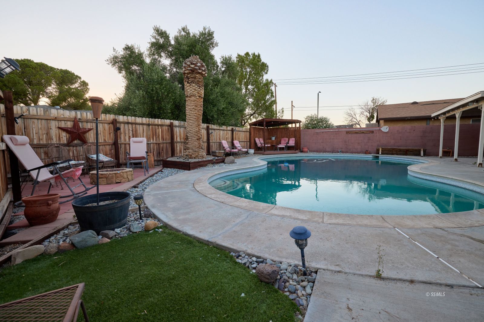 Property Photo 24