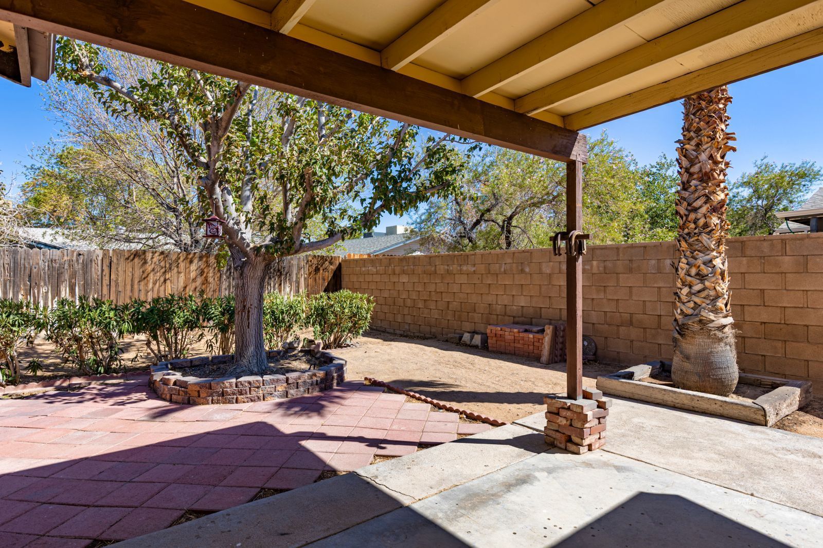 Property Photo 28