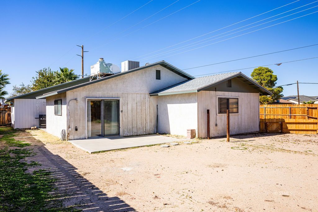 Property Photo 33