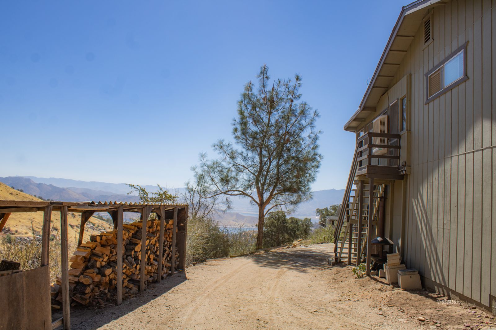 Property Photo 35