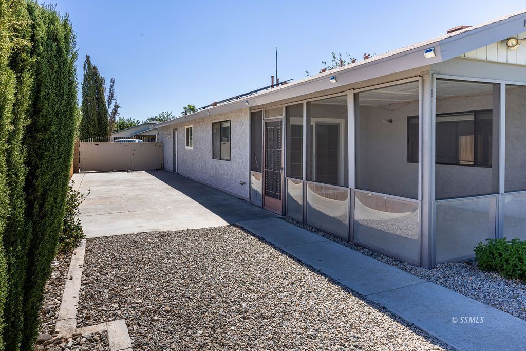 Property Photo 28