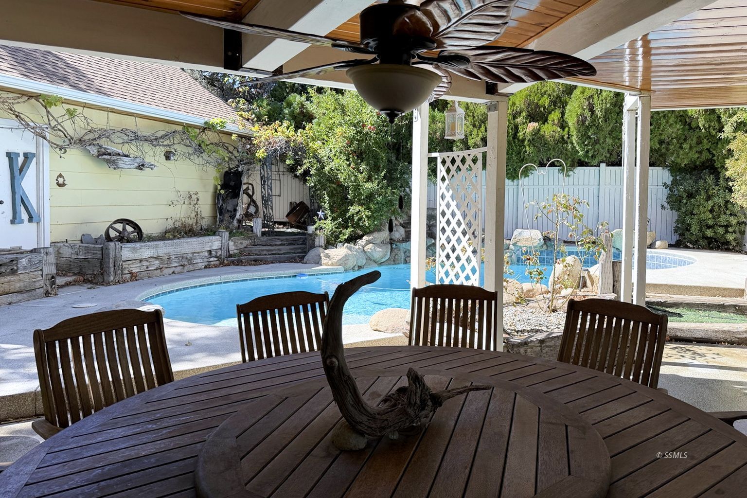 Property Photo 23