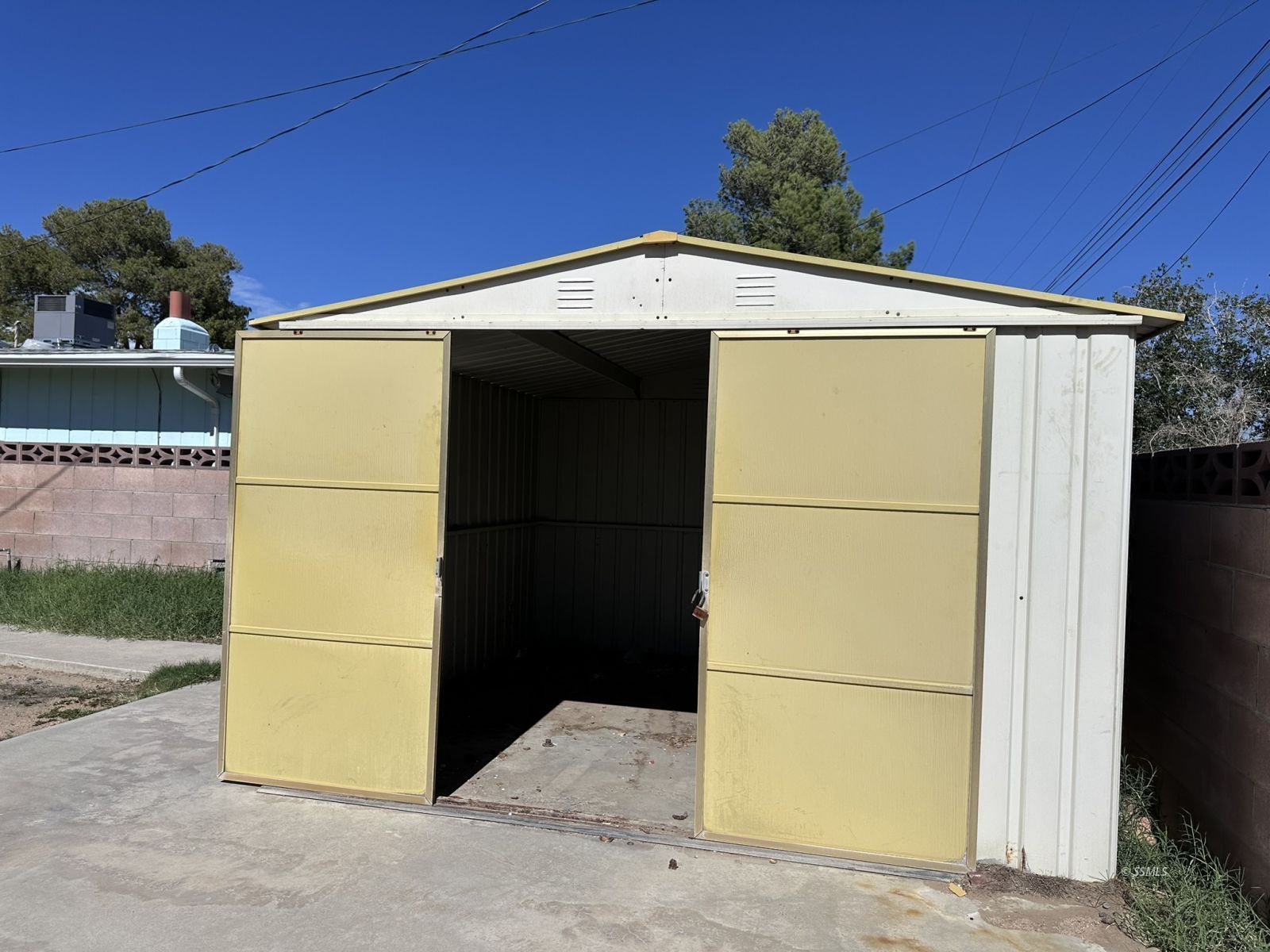 Property Photo 33