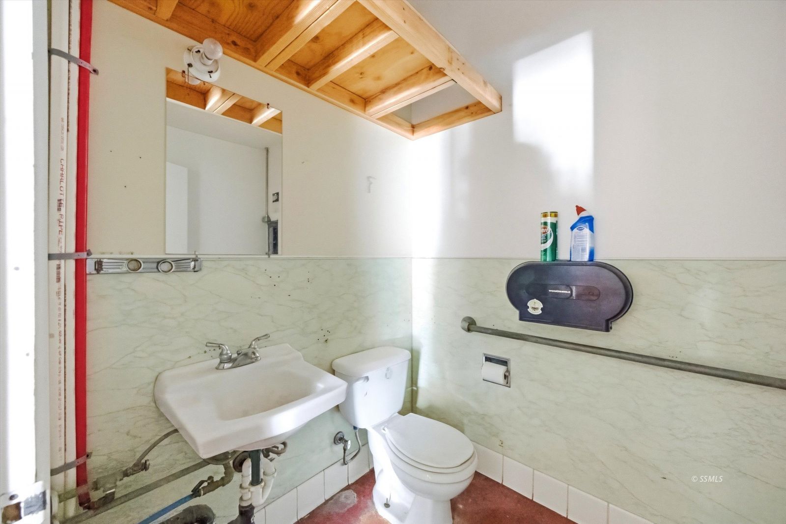 Property Photo 20