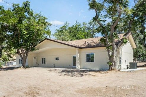 feature listing property photo