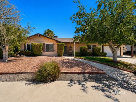 feature listing property photo
