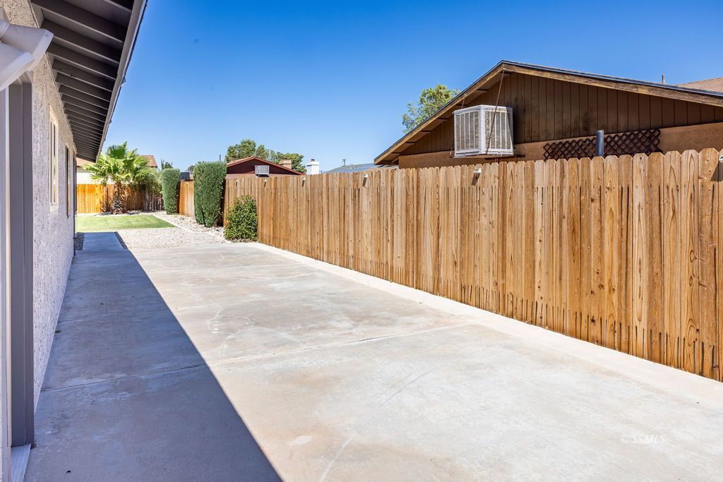 Property Photo 35