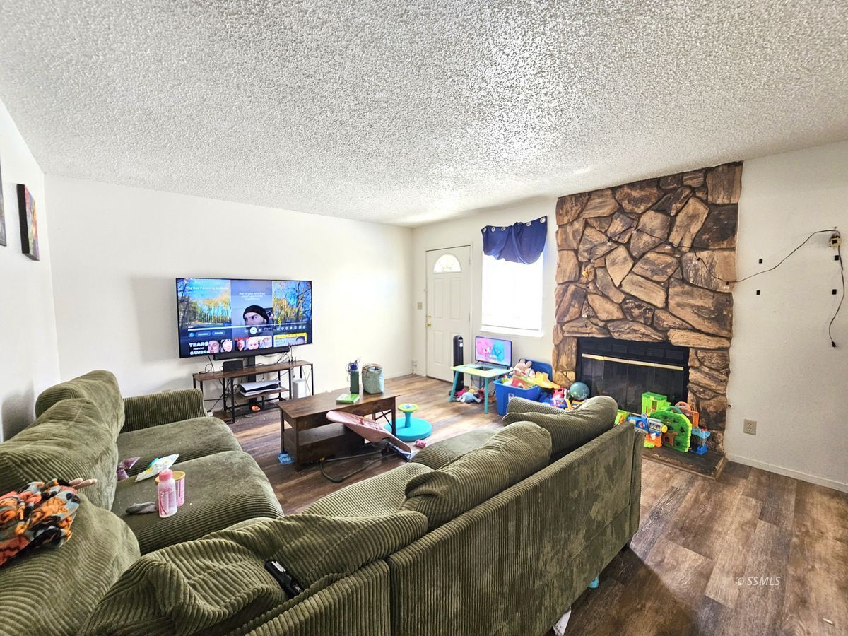 Property Photo 32