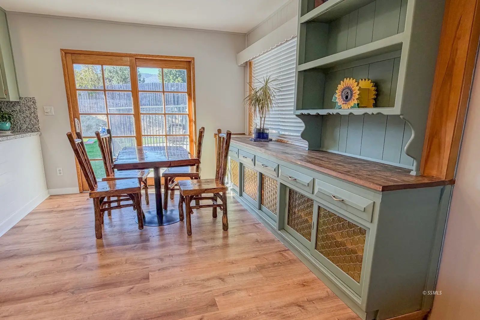 Property Photo 5