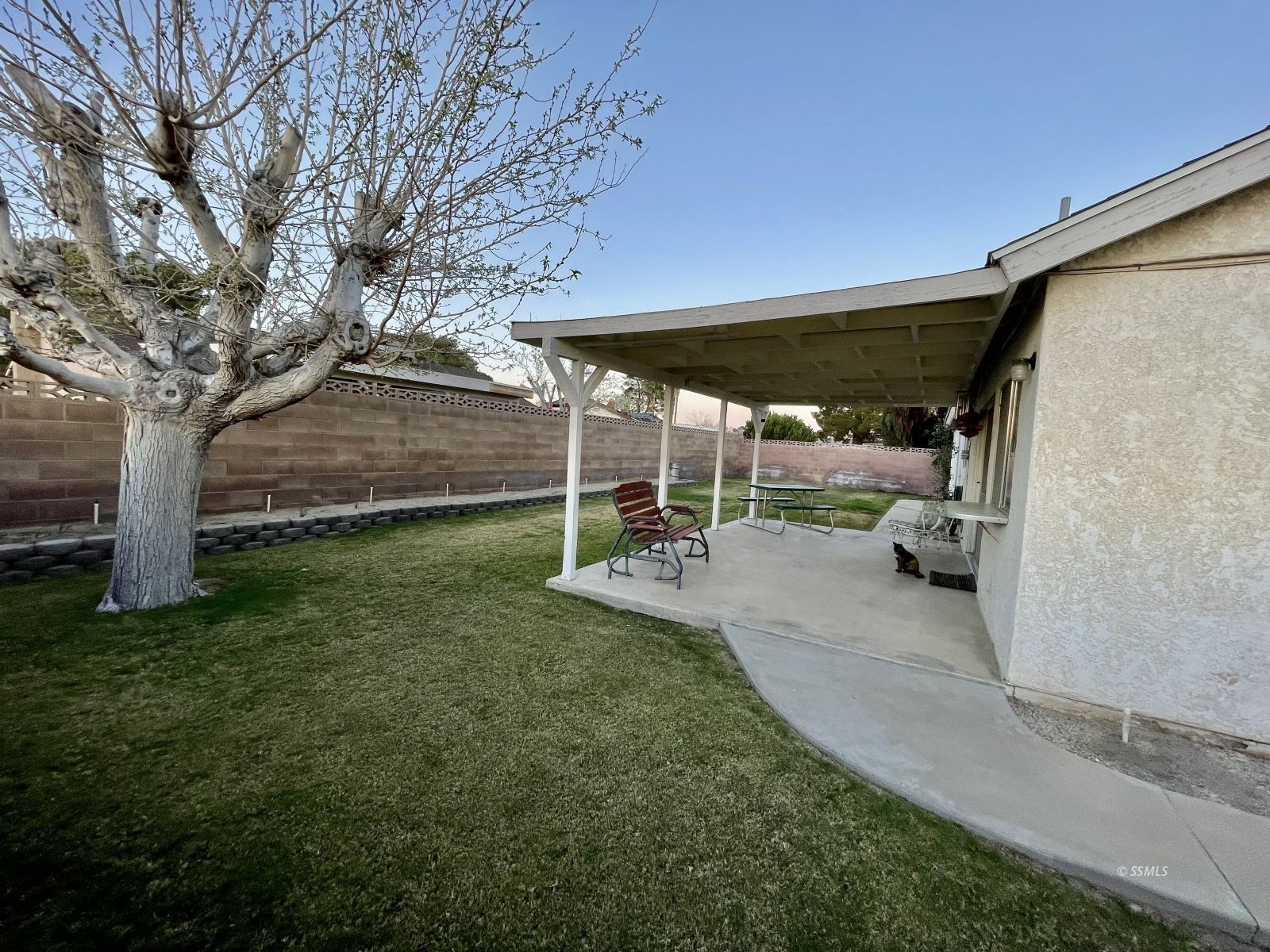 Property Photo 28