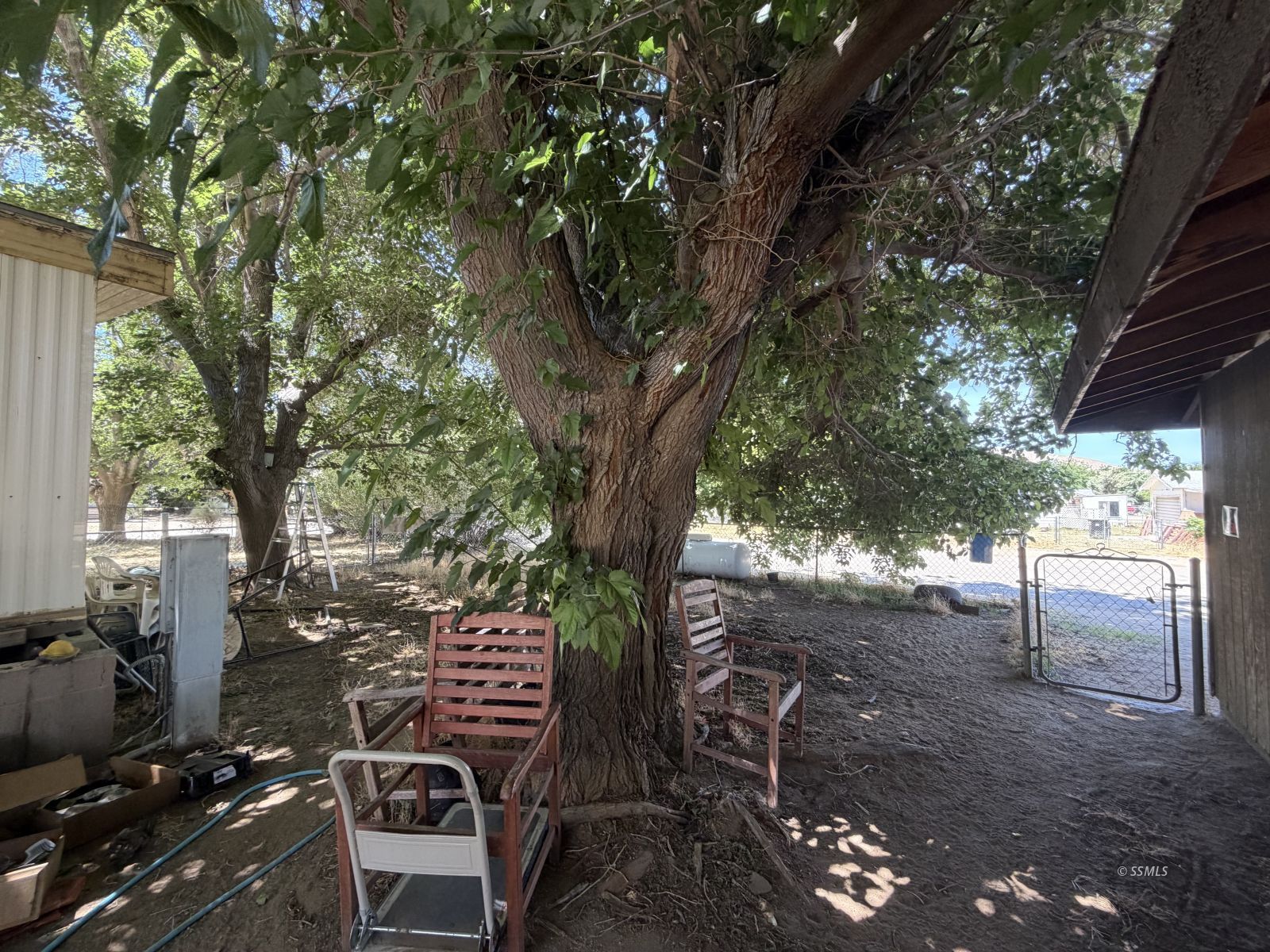 Property Photo 27