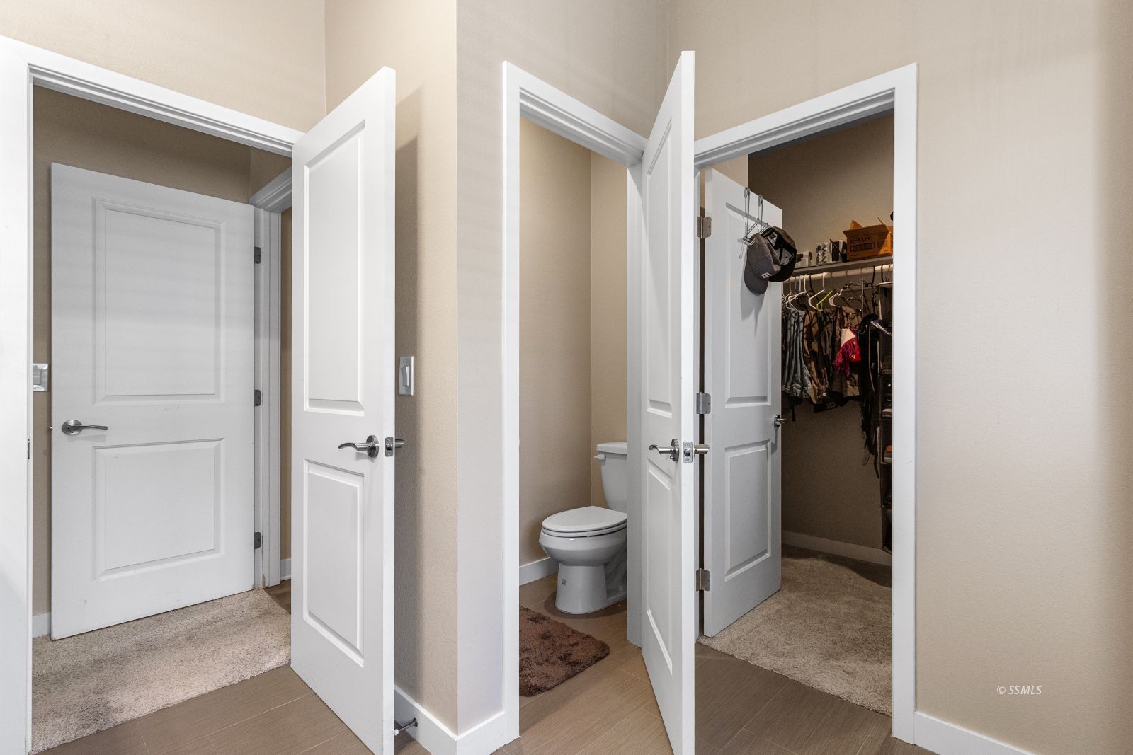 Property Photo 22