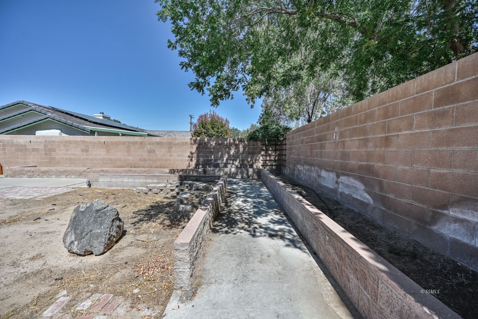 Property Photo 35