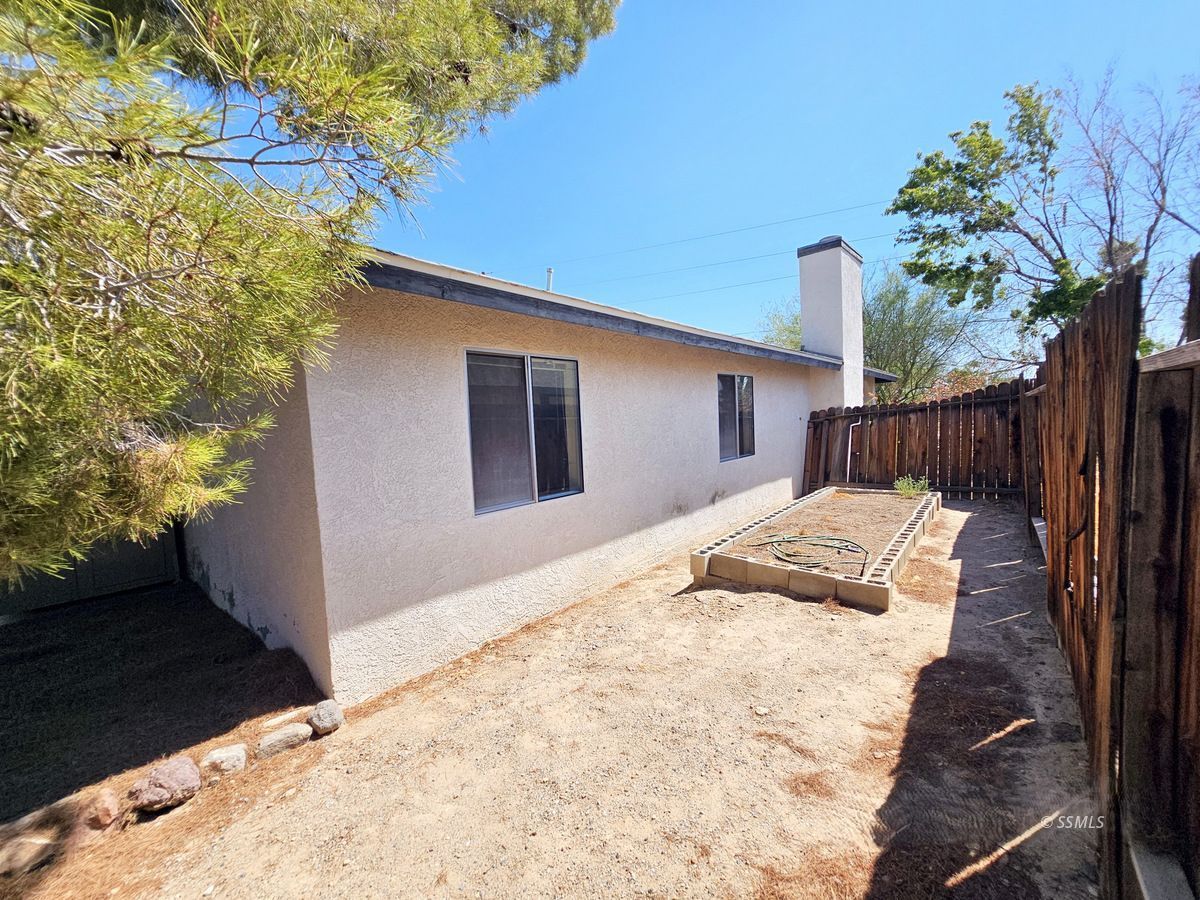 Property Photo 28