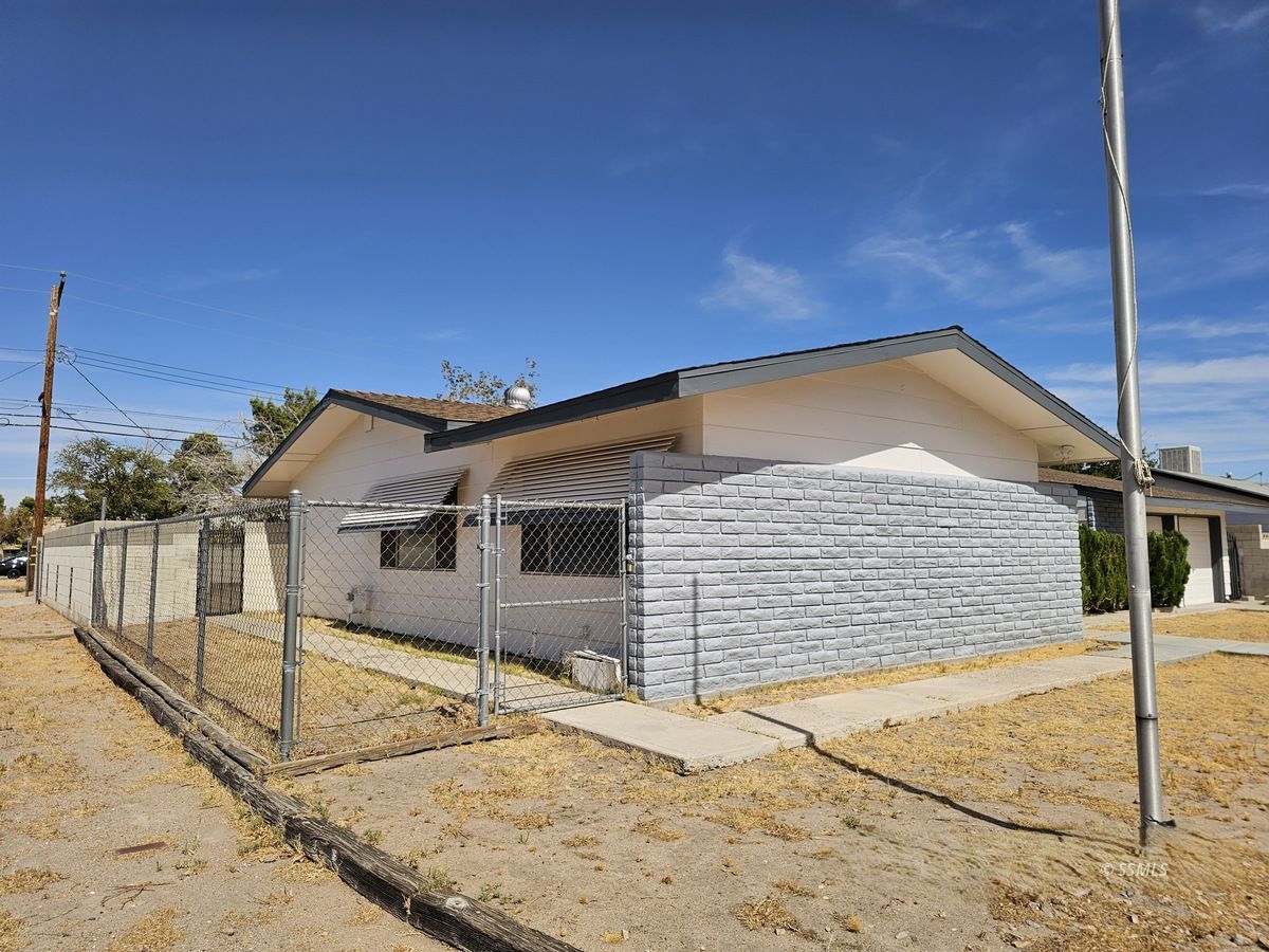 Property Photo 23
