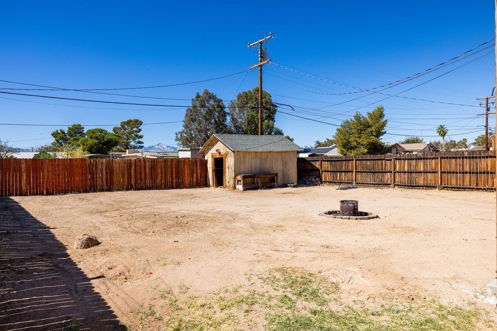 Property Photo 31