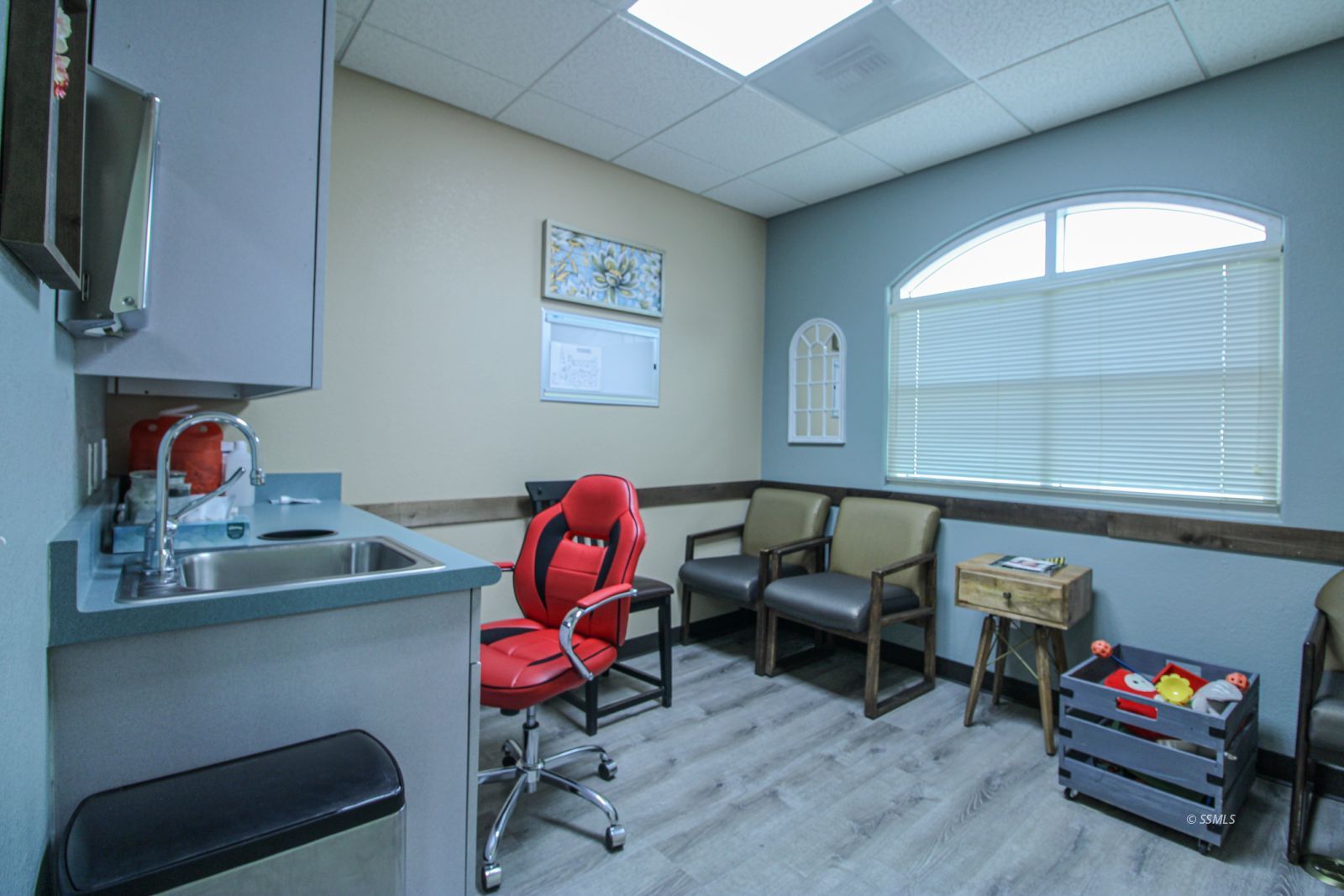 Property Photo 32
