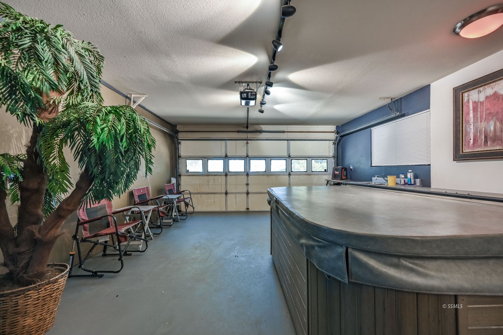 Property Photo 42