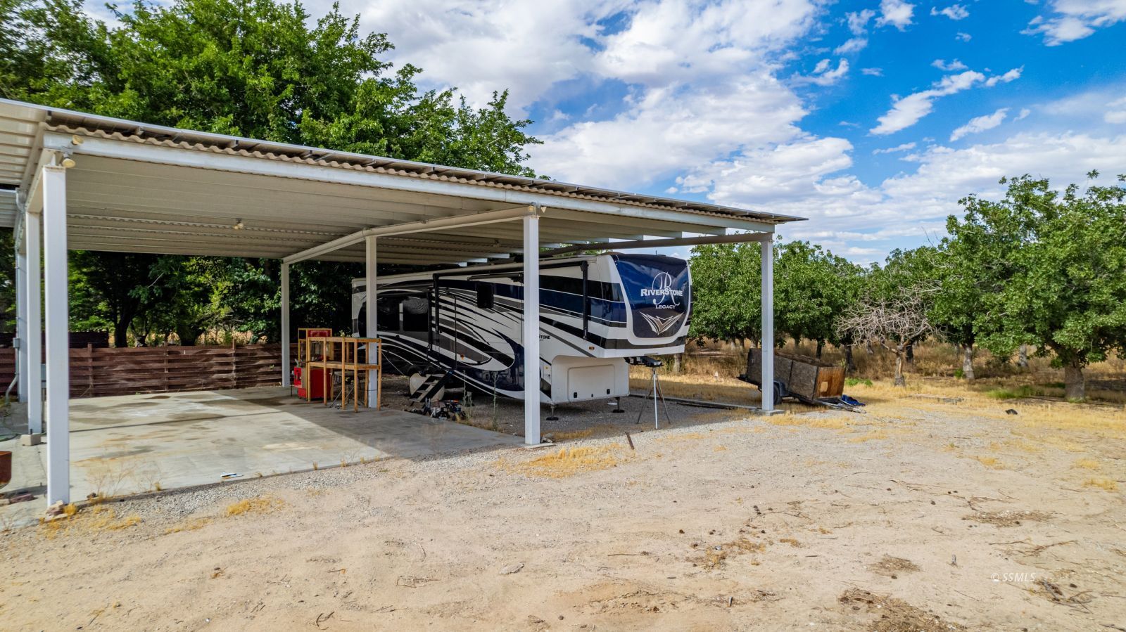 Property Photo 43