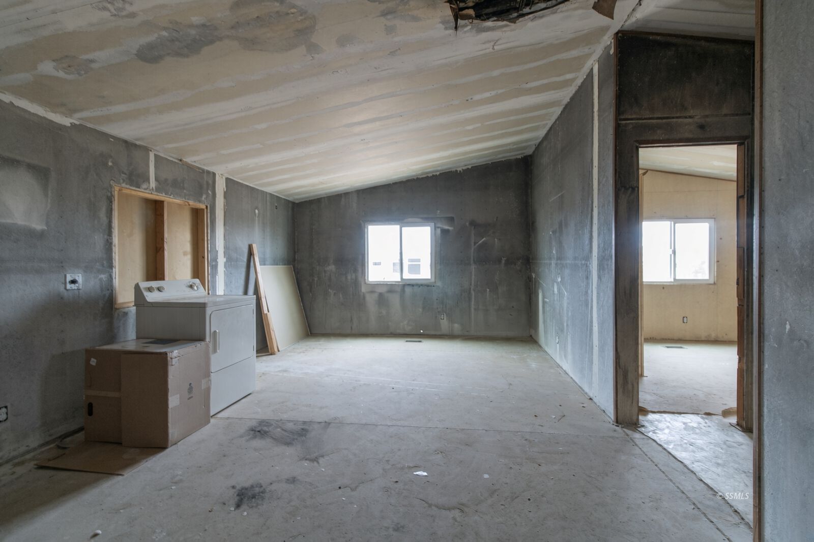 Property Photo 34