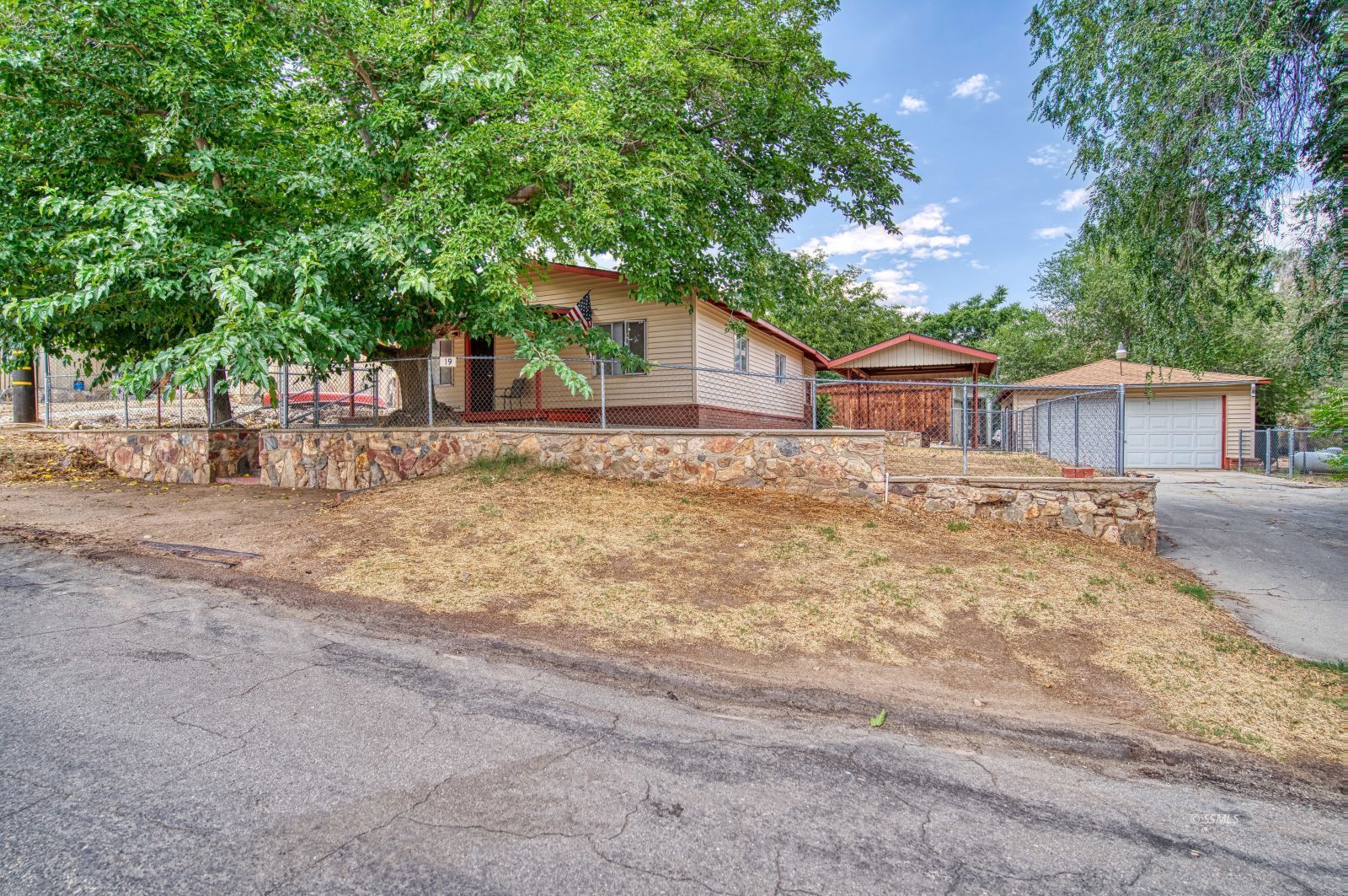 Property Photo 27