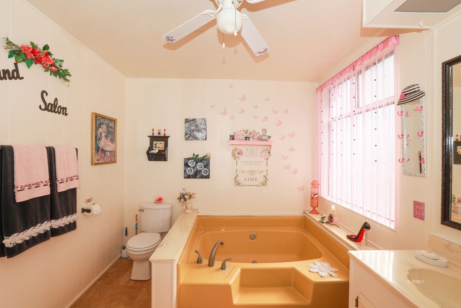 Property Photo 35
