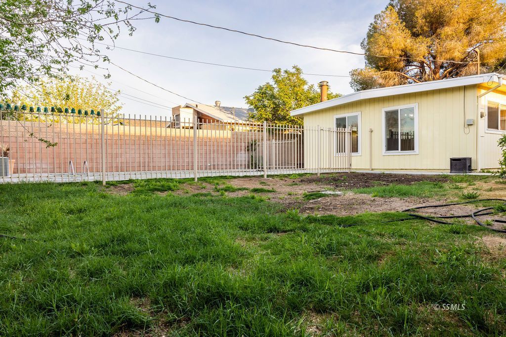 Property Photo 44