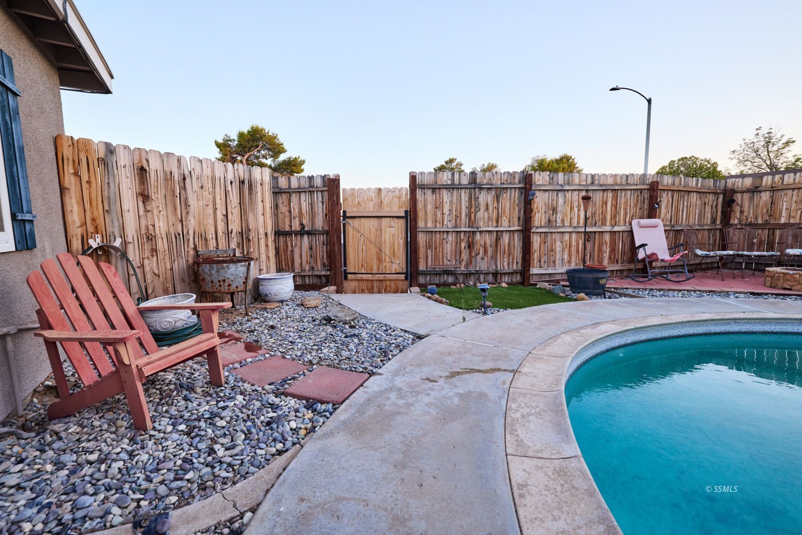 Property Photo 27