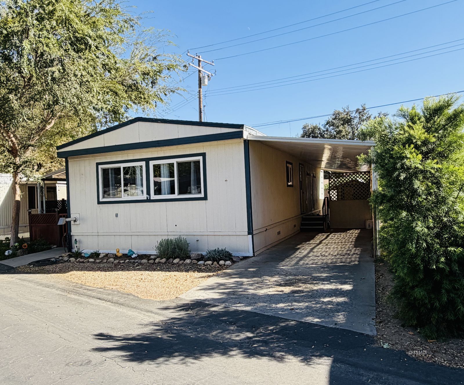 Property Photo 27