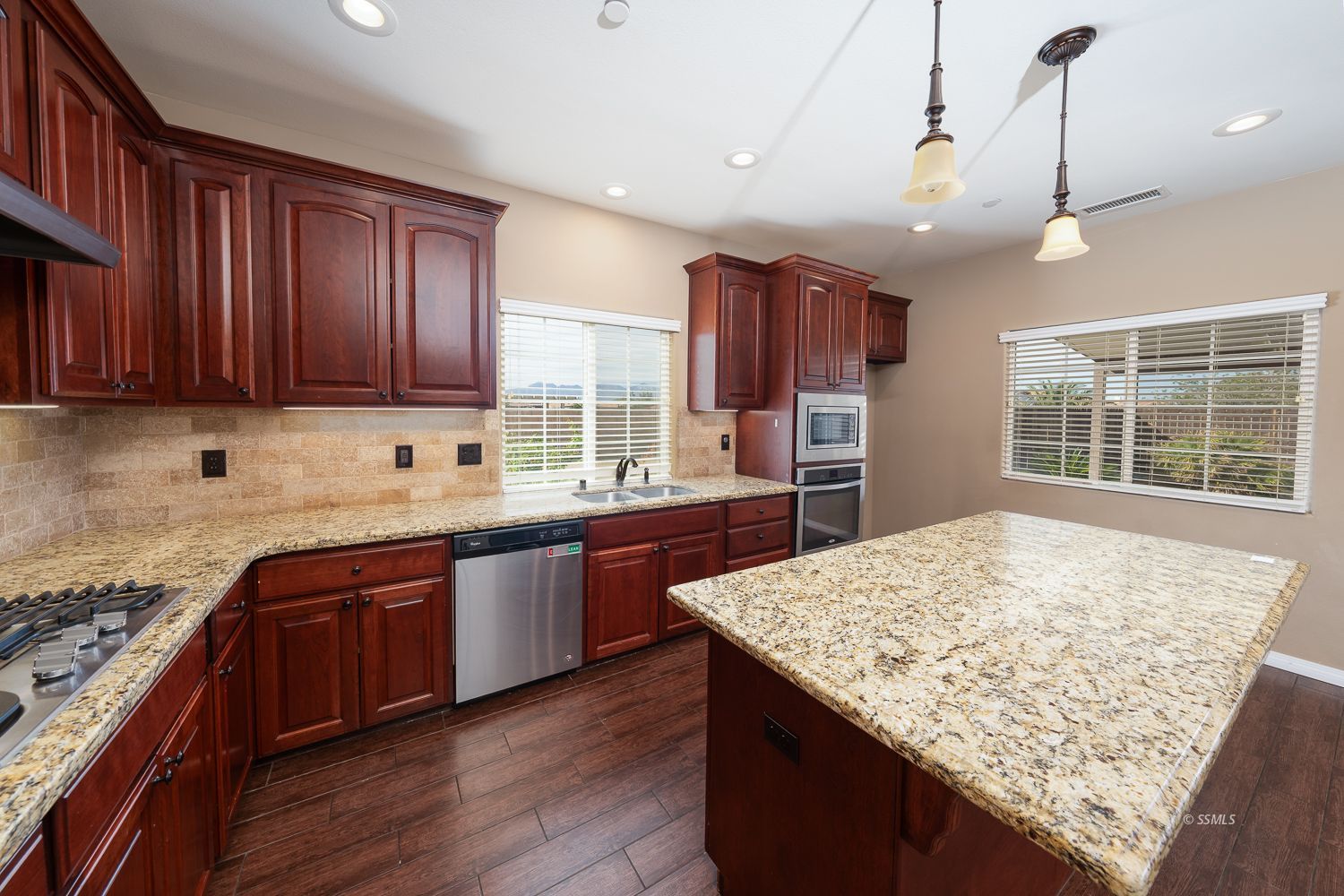 Property Photo 16