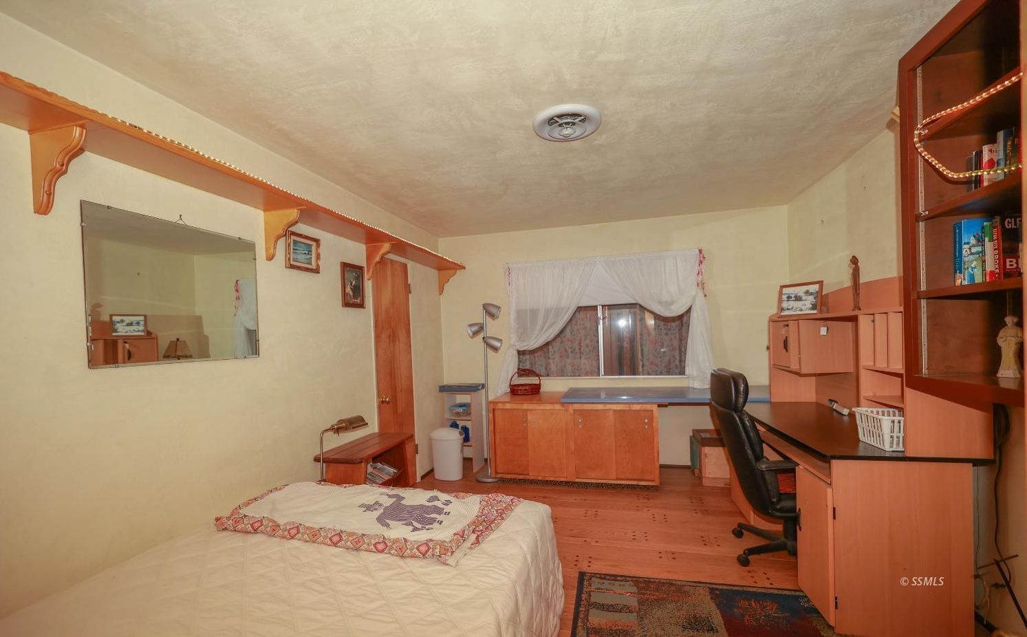 Property Photo 18