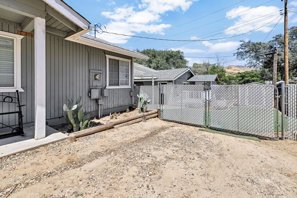 Property Photo 47