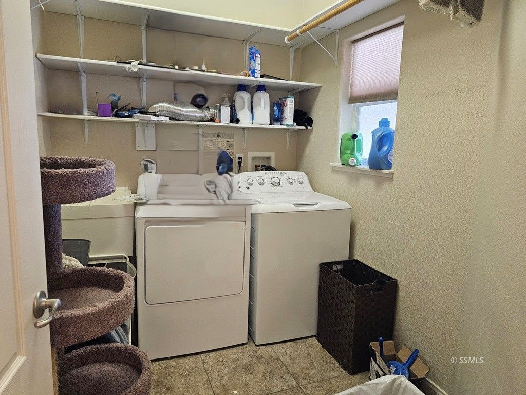Property Photo 38
