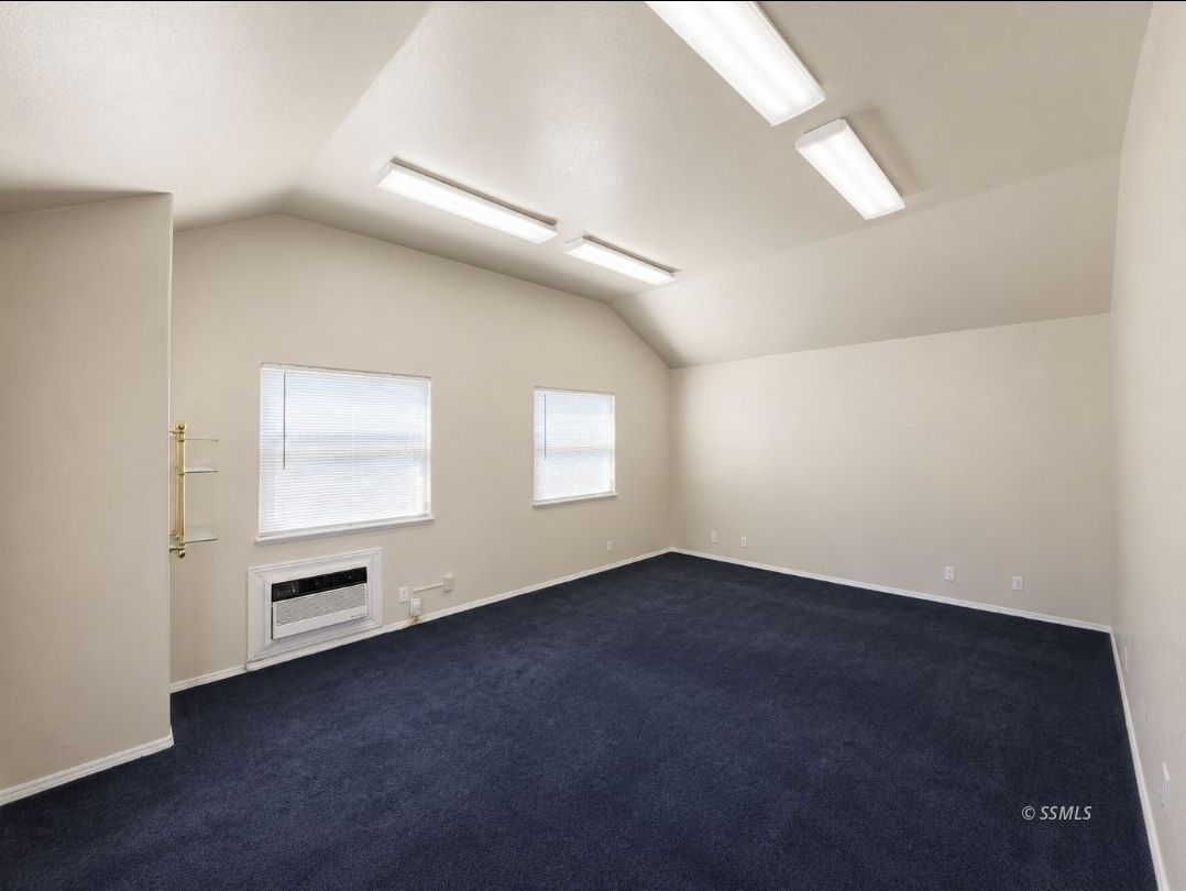 Property Photo 38