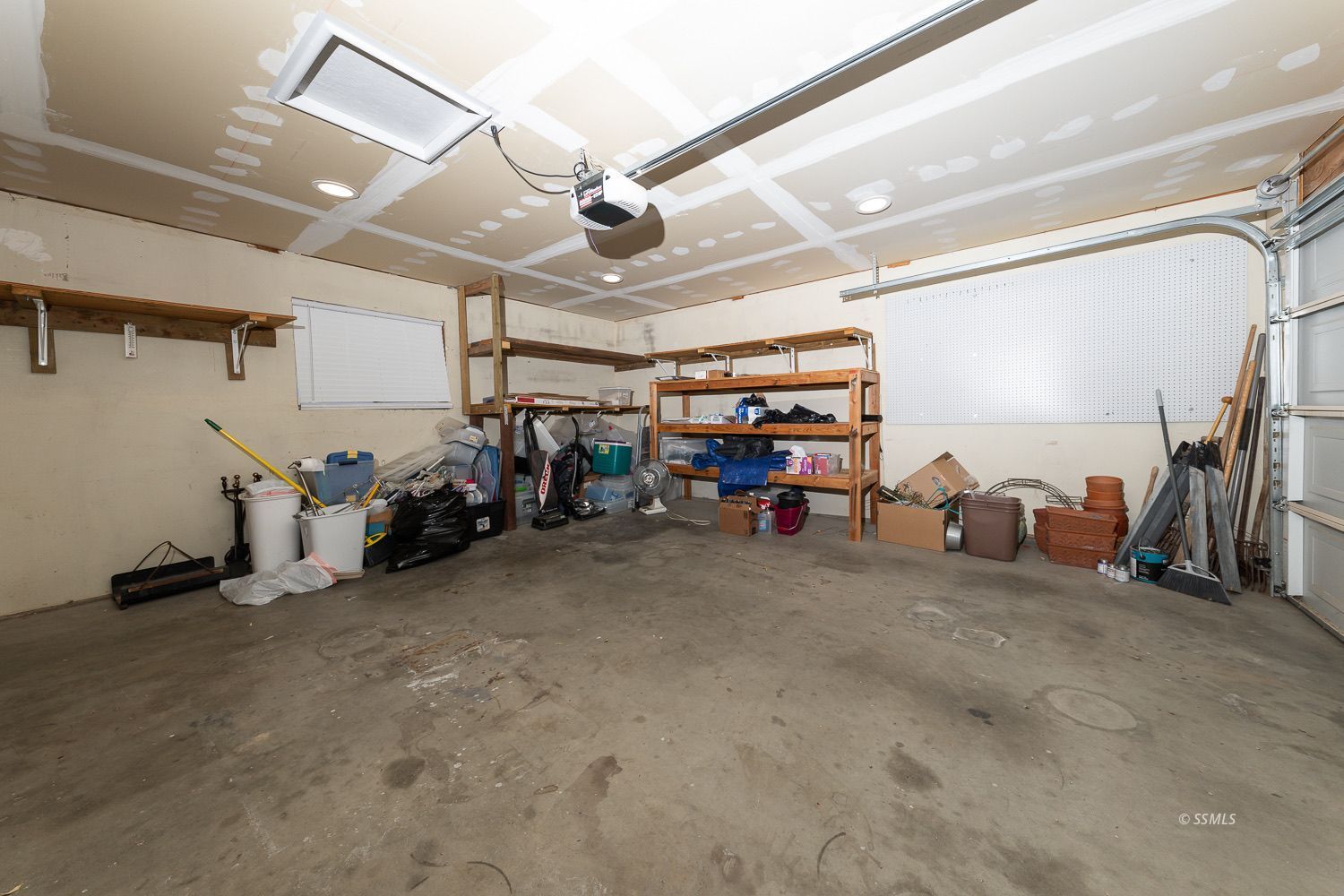 Property Photo 33